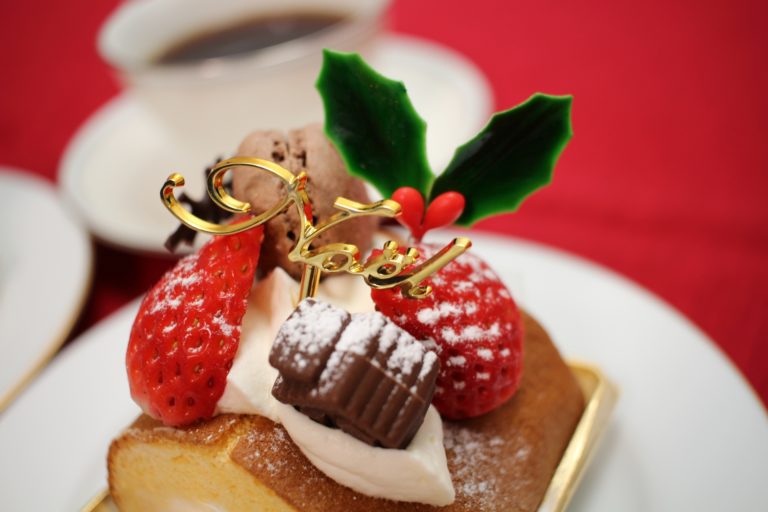 ピスタチオのクリスマスロールケーキまとめ 通販 予約 取り寄せ かなまるどっとこむ Kanamaru01 Com
